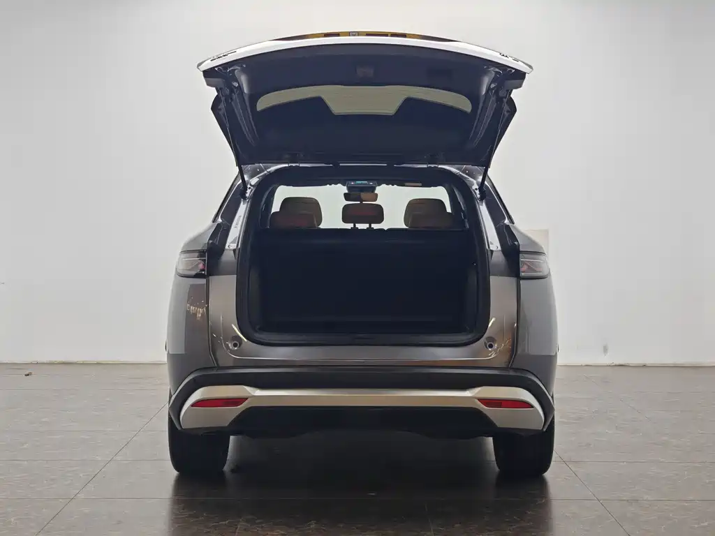 BYD L DM-i — миниатюра 12