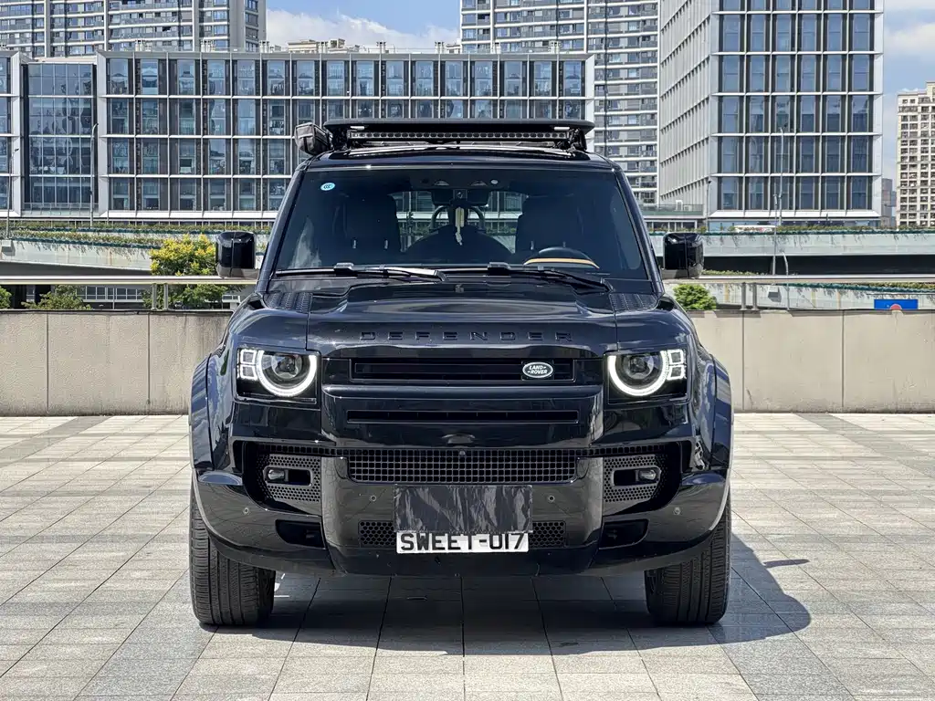 Land Rover Defender — миниатюра 2
