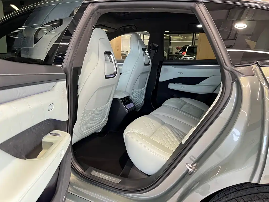 ZEEKR EXTREME KRYPTON 001