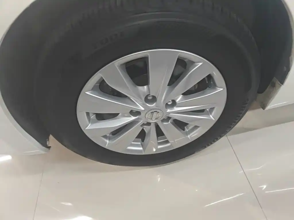 Nissan Teana — миниатюра 23
