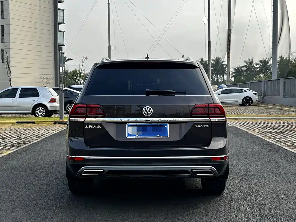VOLKSWAGEN TOURANG