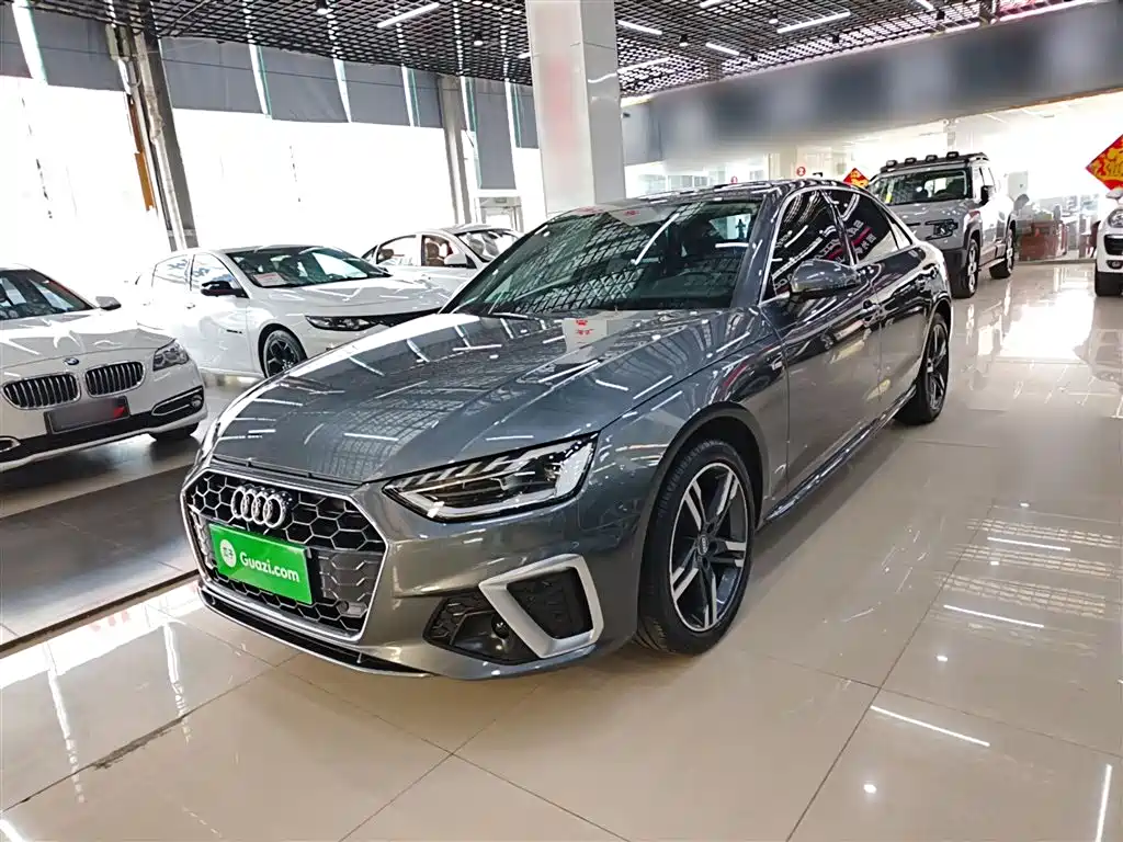 Audi A4L 2021