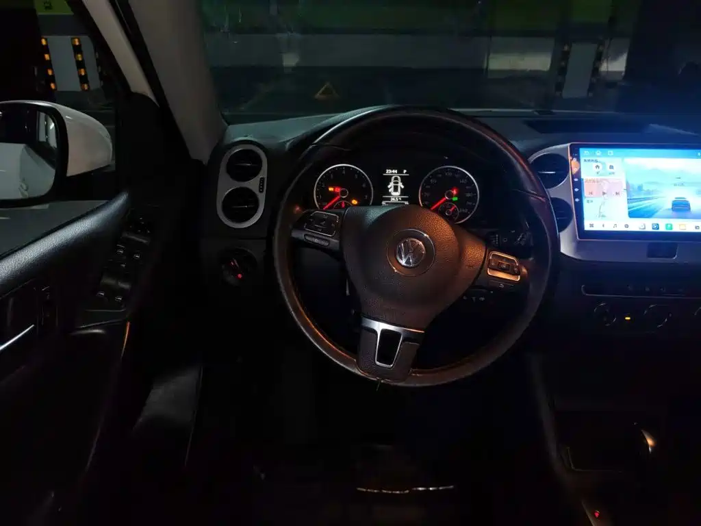 Volkswagen Tiguan — миниатюра 6