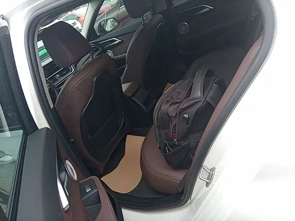 BMW 1 Series — миниатюра 17
