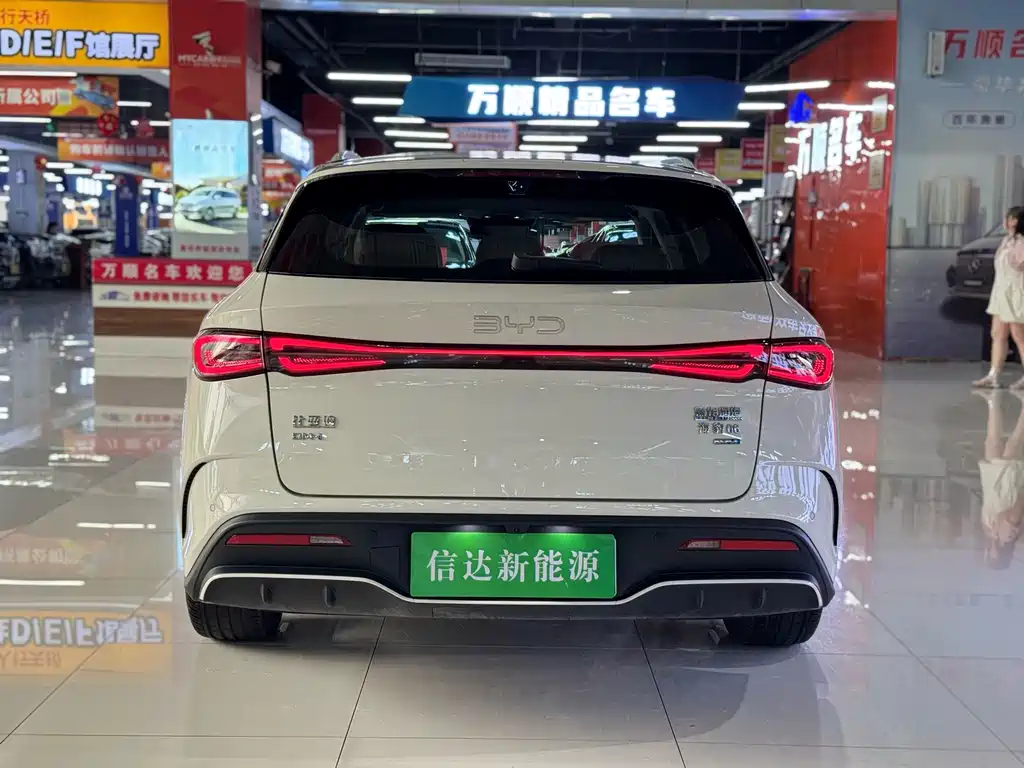 BYD Seal 06 DM-i Touring — миниатюра 17
