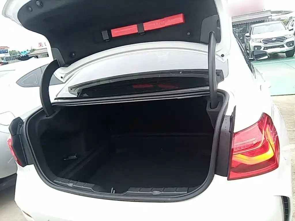 BMW 1 Series — миниатюра 19