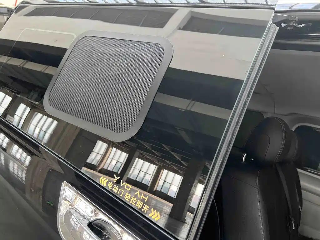 Ford Transit — миниатюра 4