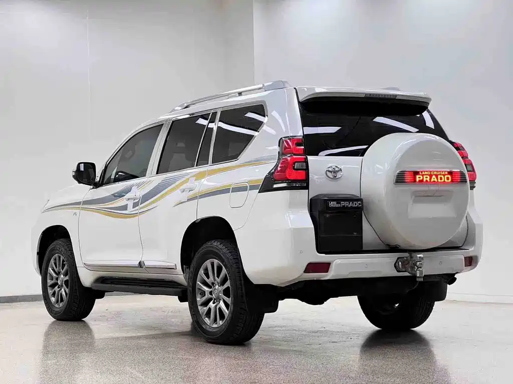 Toyota Prado (Import) — миниатюра 30