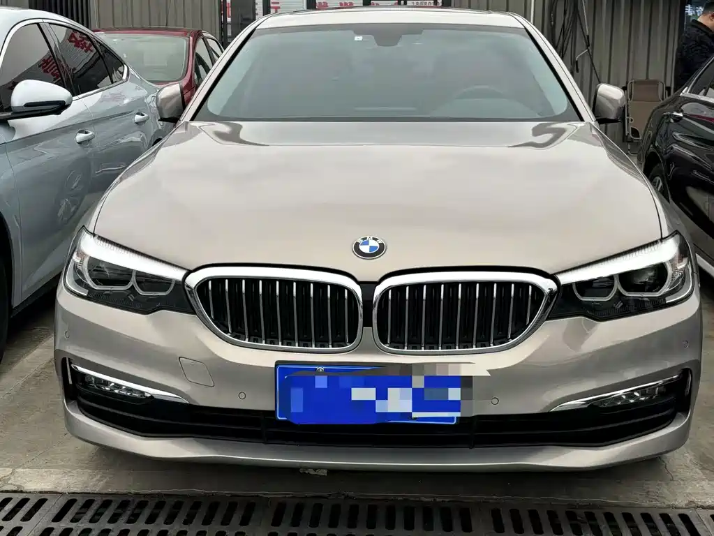 BMW 5 SERIES
