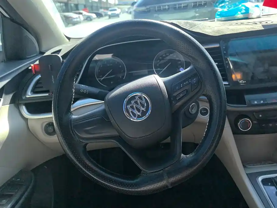 Buick Excelle — миниатюра 15