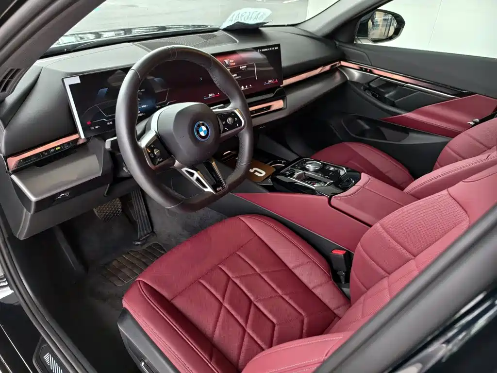 BMW i5 — миниатюра 6