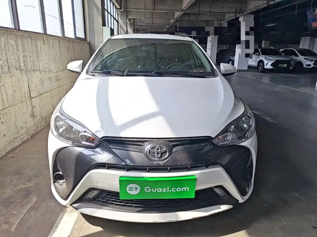 Toyota Yaris L — миниатюра 3