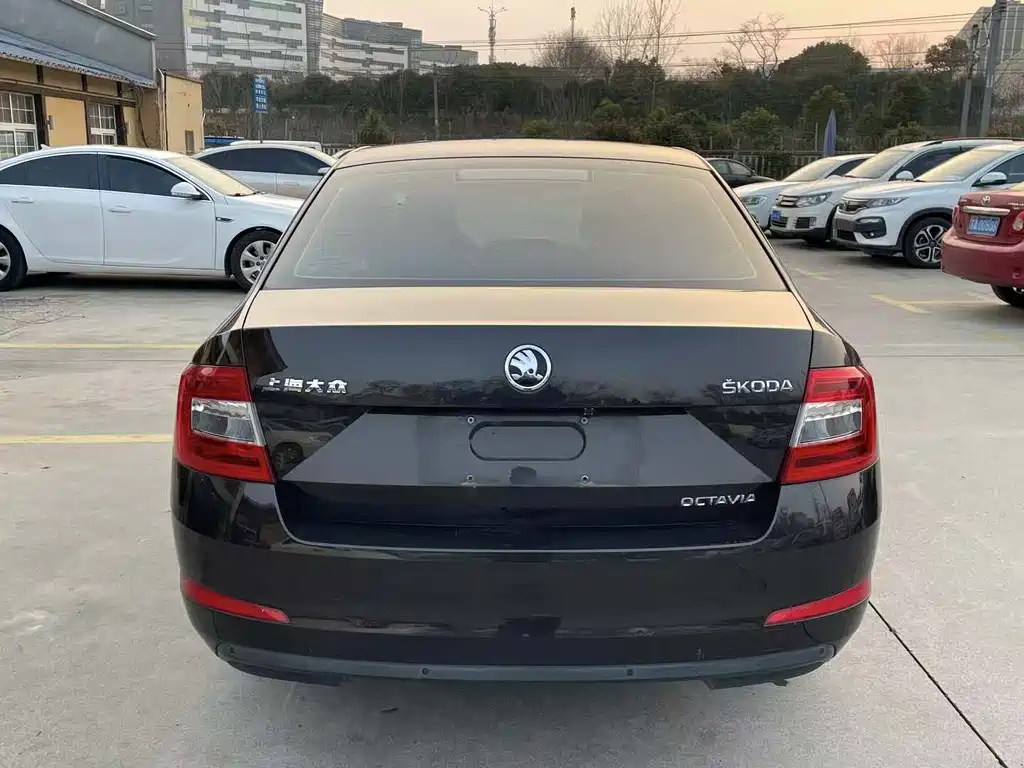 SKODA OCTAVIA