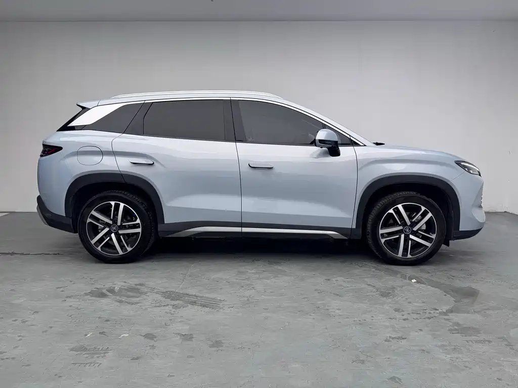 BYD L DM-i — миниатюра 19