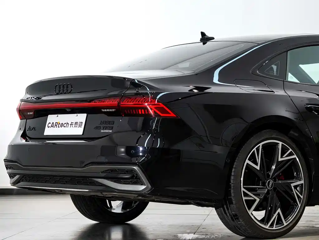 Audi A7L — миниатюра 30
