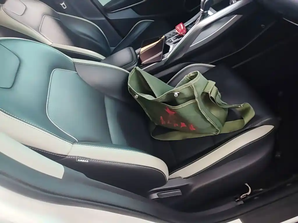 Geely Binyue — миниатюра 25