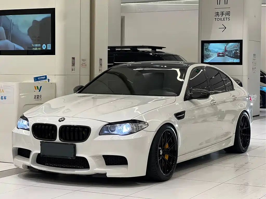 BMW M5 2014