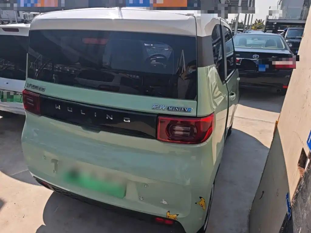 Wuling MINIEV — миниатюра 7