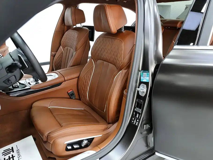 BMW 7 Series 7 2018 740Li xDrive Premium M Sport