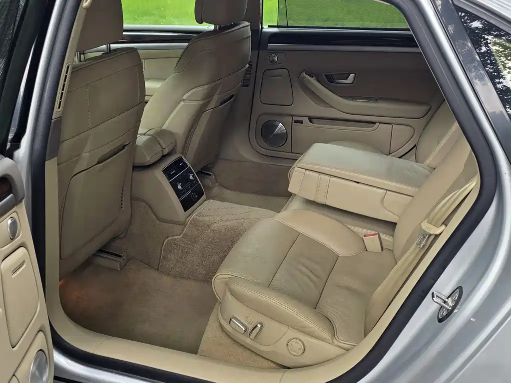 Audi A8 — миниатюра 39