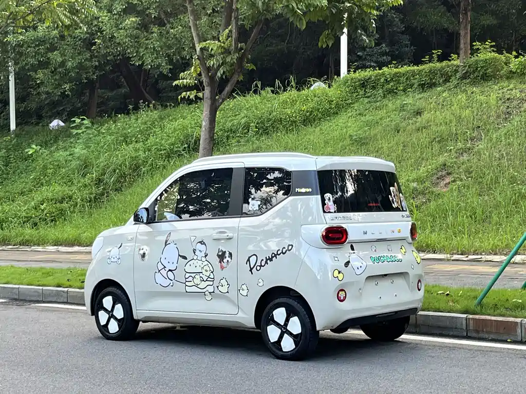 Wuling MINIEV — миниатюра 5