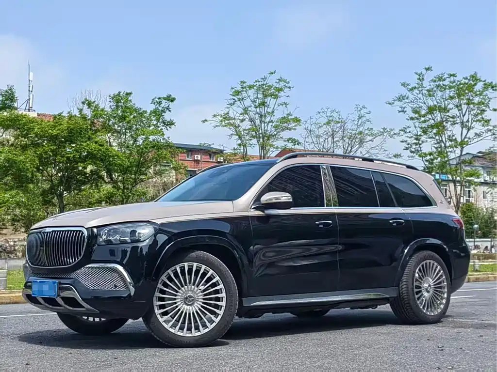 Mercedes-Benz GLS 2023