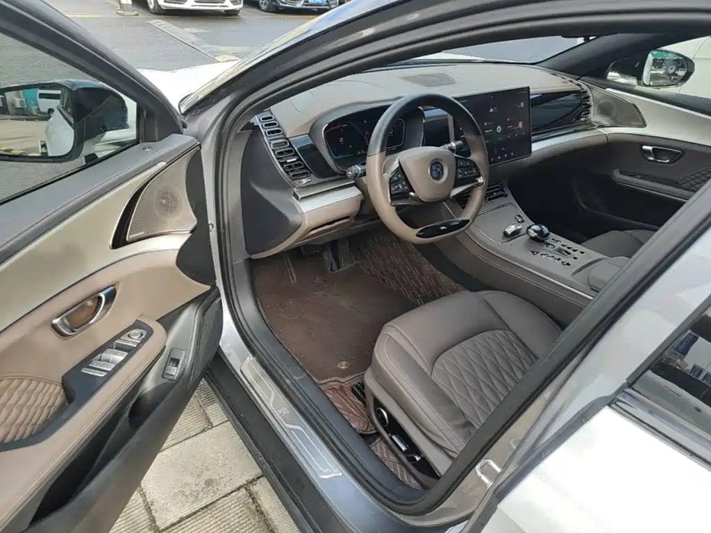 BYD Han — миниатюра 16