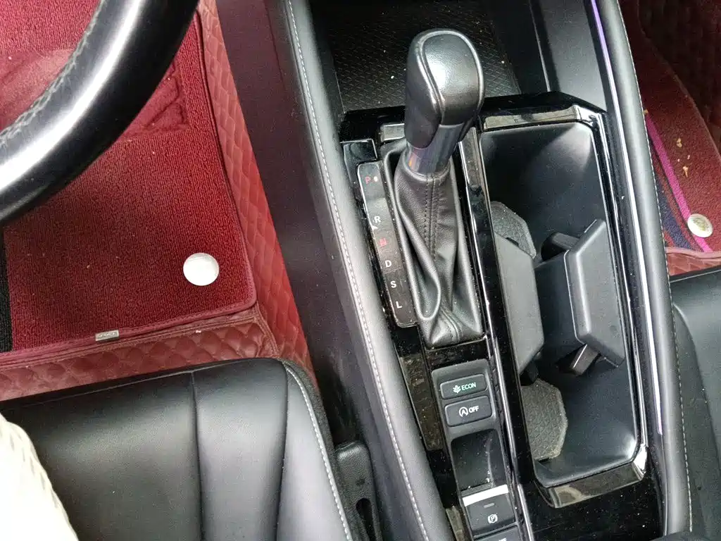 Honda Accord — миниатюра 7