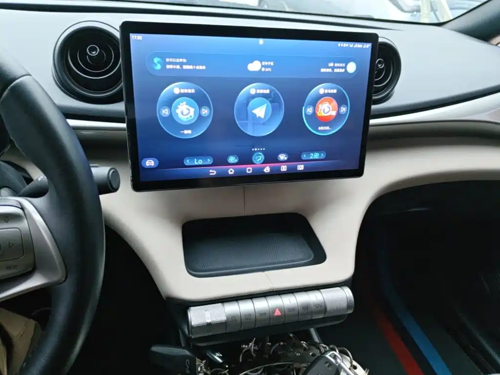 BYD Dolphin — миниатюра 13