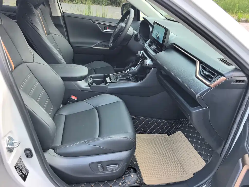 Toyota Wildlander — миниатюра 18