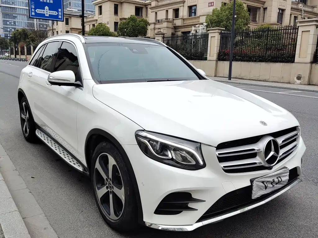 Mercedes-Benz GLC 2018 GLC 260 4MATIC Luxury
