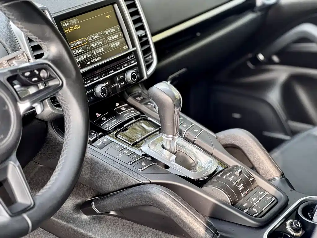 PORSCHE CAYENNE NEW ENERGY