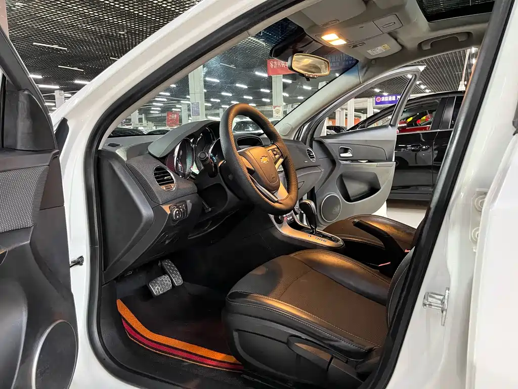 Chevrolet Cruze — миниатюра 7