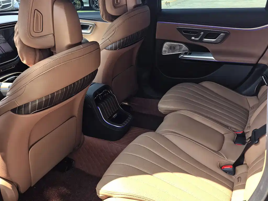 Mercedes-Benz E-Class E 2025 E 300 L Luxury