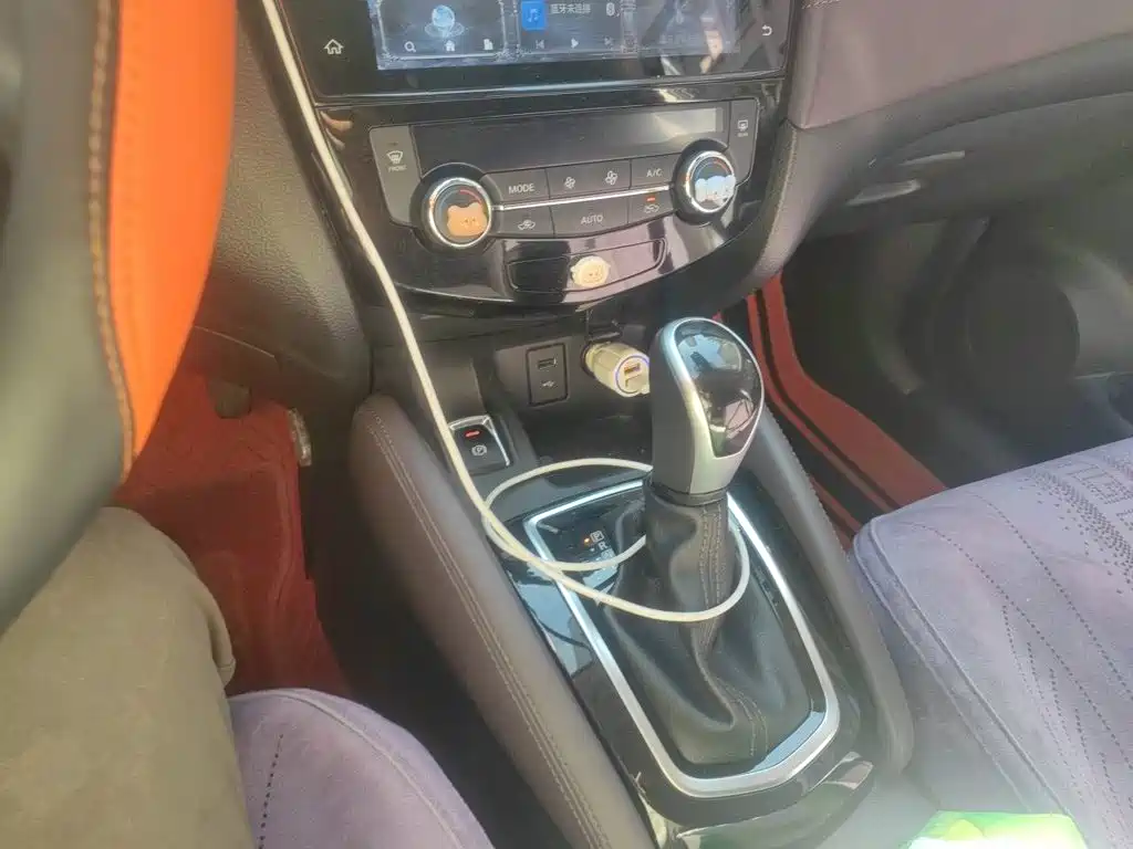Nissan Qashqai — миниатюра 17