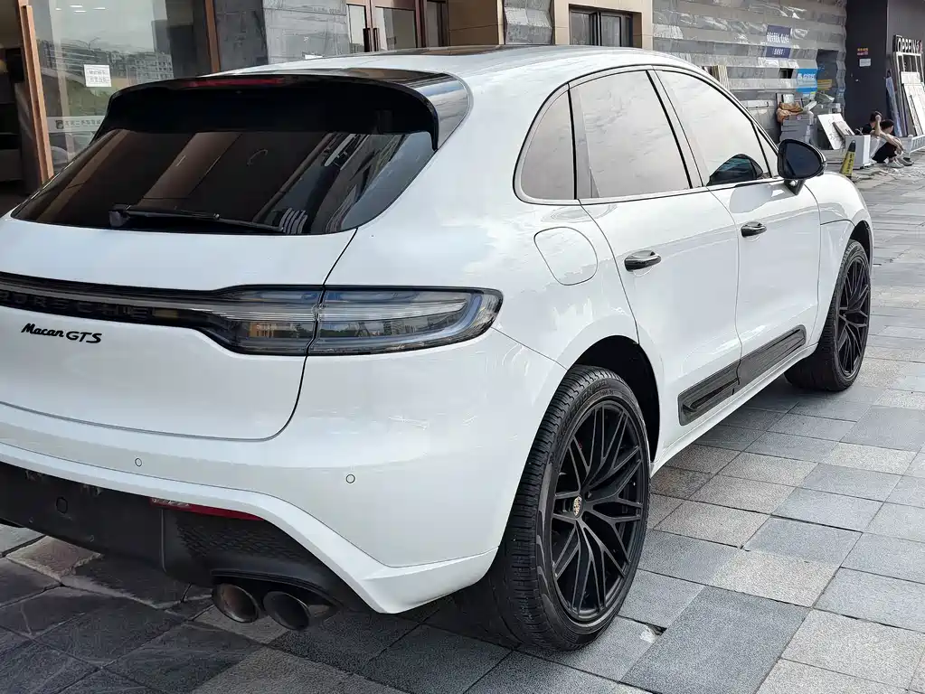 Porsche Macan — миниатюра 12