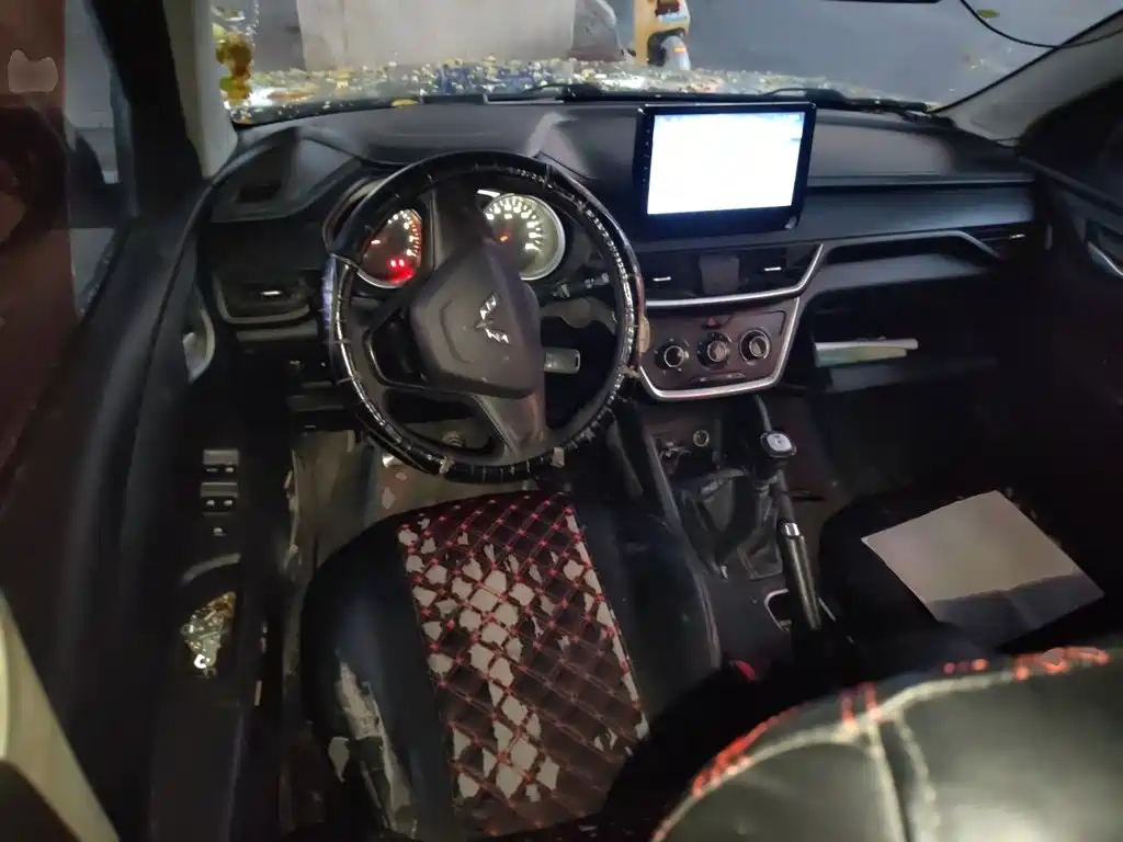 Wuling Hongguang S3 — миниатюра 6