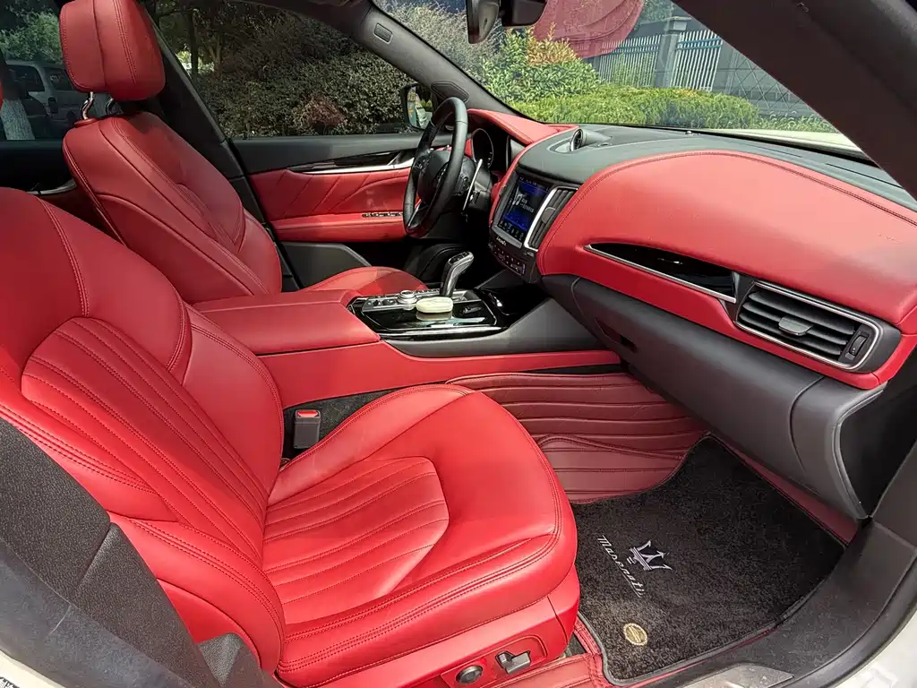 Maserati Levante — миниатюра 7