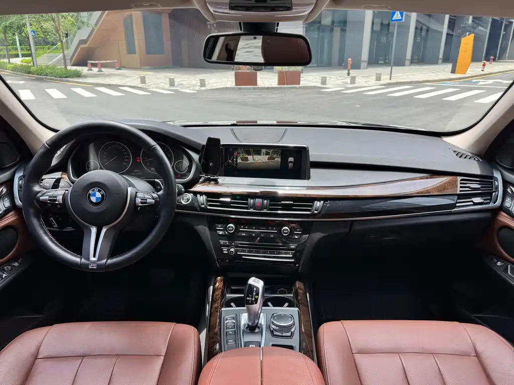 BMW X5 (Import) — миниатюра 13