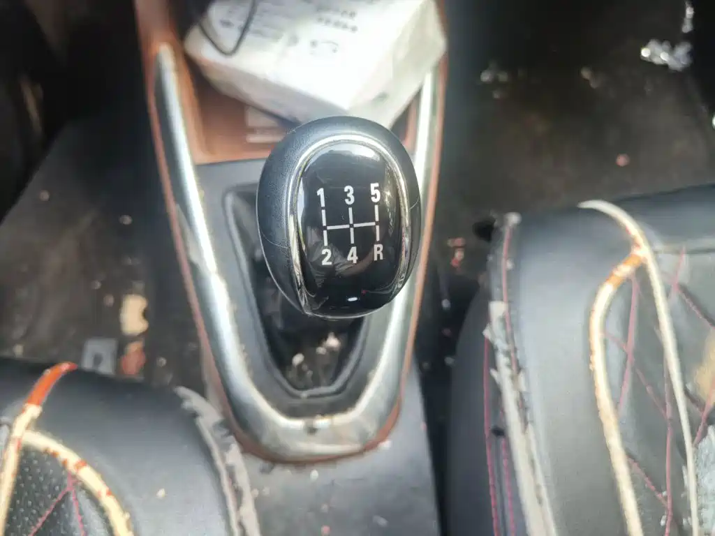 Geely King Kong — миниатюра 15