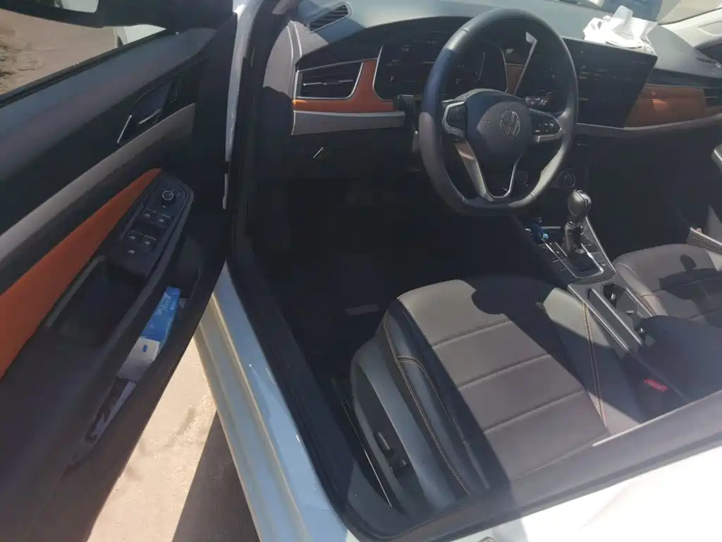 Volkswagen Bora — миниатюра 12