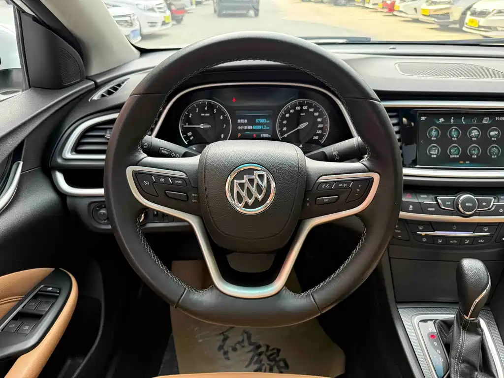 Buick Excelle — миниатюра 10