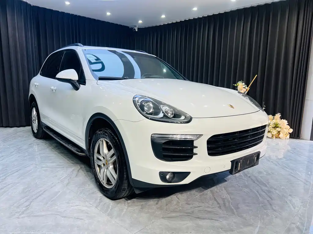 Porsche Cayenne — миниатюра 2