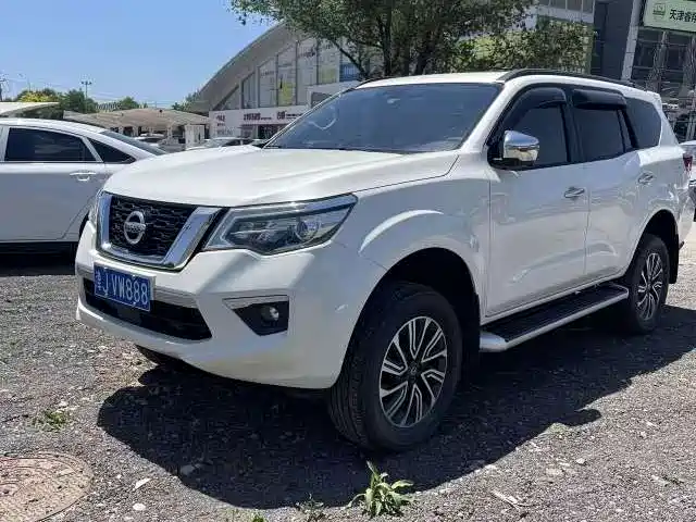 Купить Nissan Terra