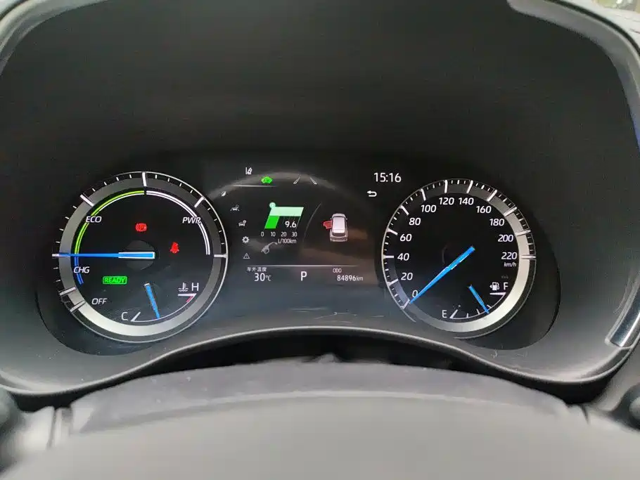 Toyota Crown Kluger — миниатюра 14