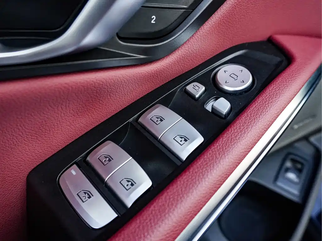 BMW 3 Series — миниатюра 9