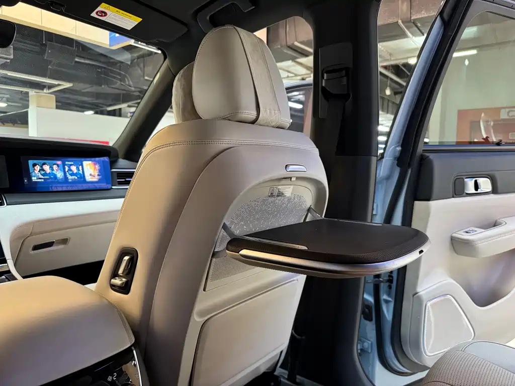 Li Auto Li ONE — миниатюра 18