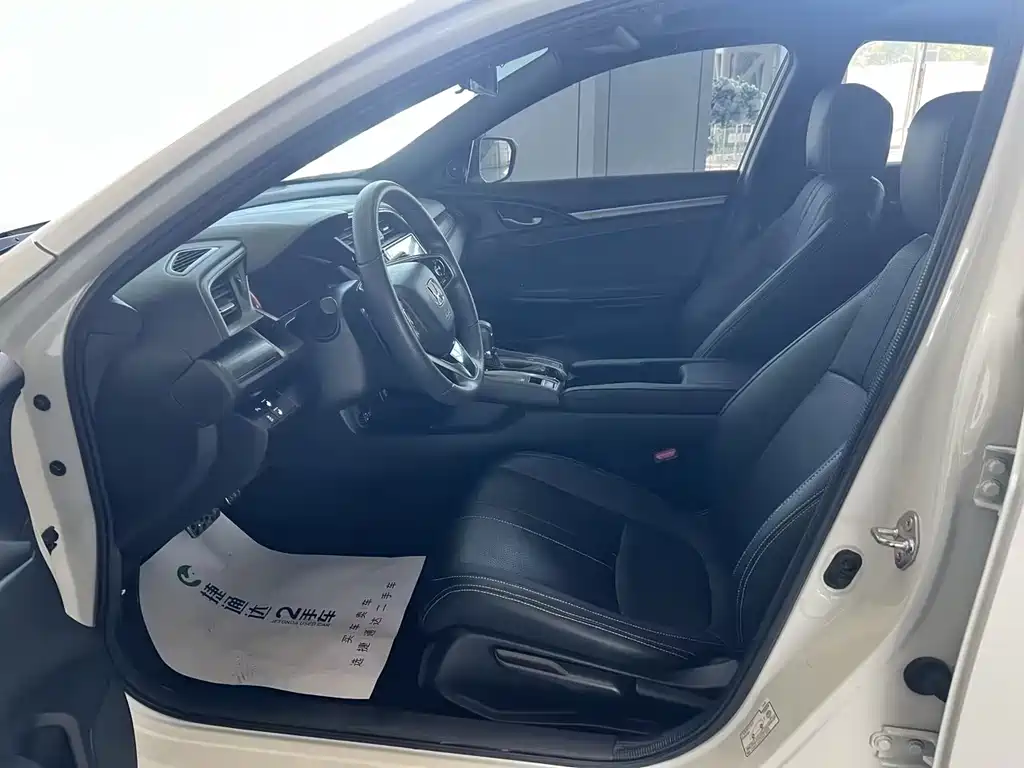 Honda Civic — миниатюра 13