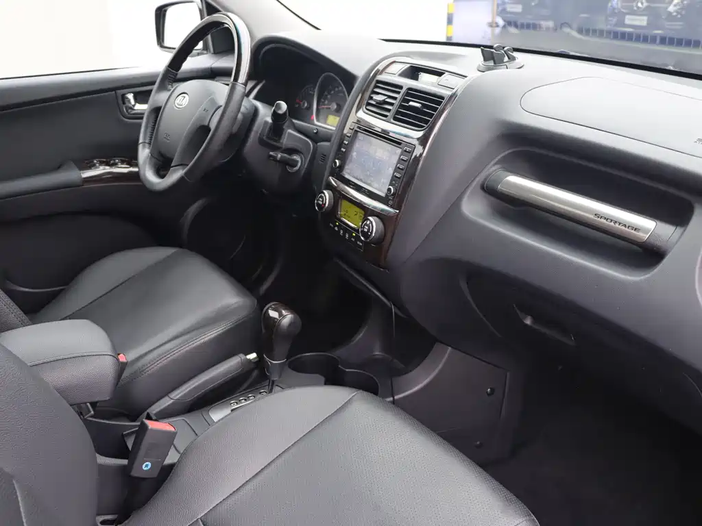 Kia Sportage — миниатюра 9