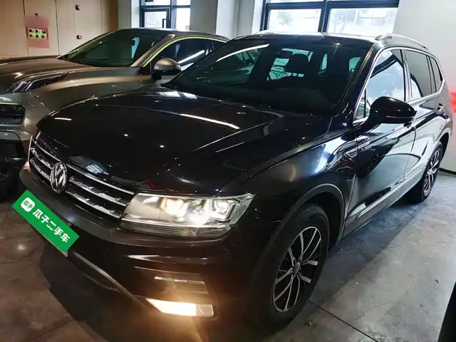 Volkswagen Tiguan L